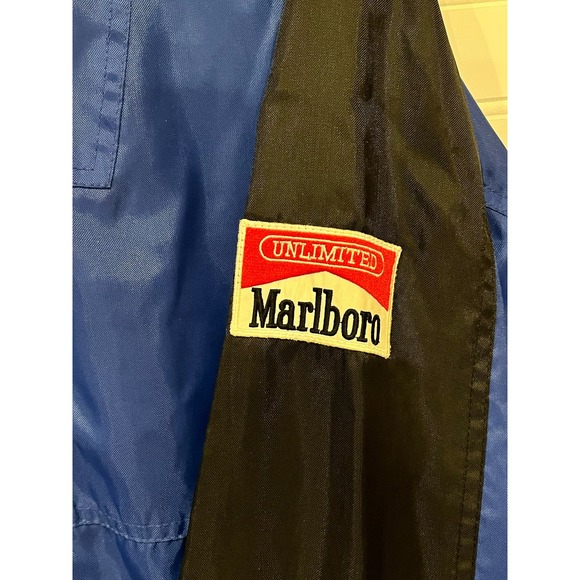 Vintage 90s Marlboro hooded wind breaker - Picture 3 of 4